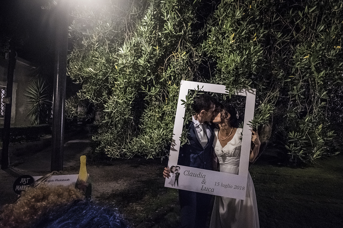 Come coinvolgere gli ospiti al matrimonio: il photo booth fai da te