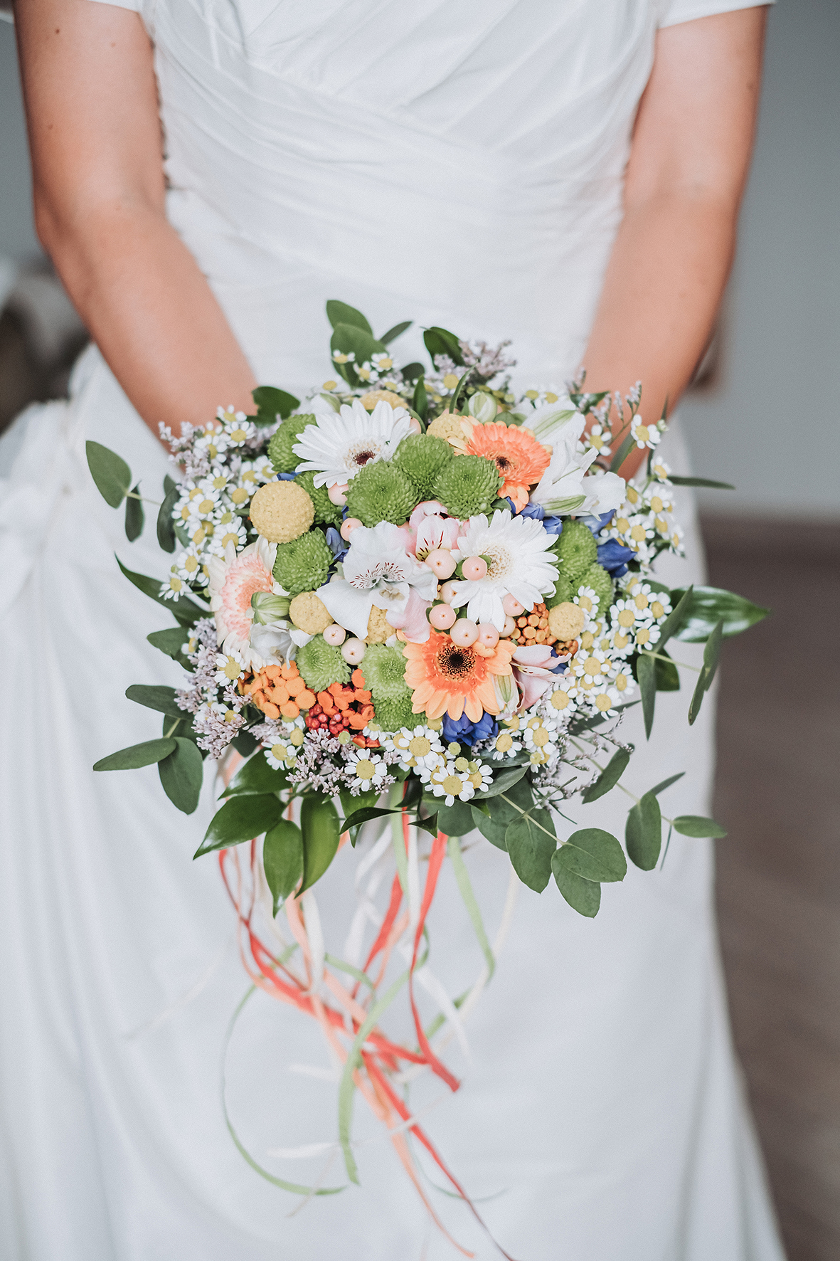 bouquet sposa originale fiori di campo